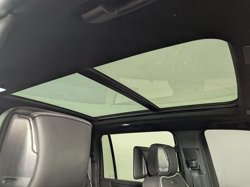 Used 2025 GMC Yukon XL AT4 Ultimate image 26