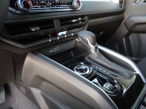 New 2026 Chevrolet Colorado LT image 6