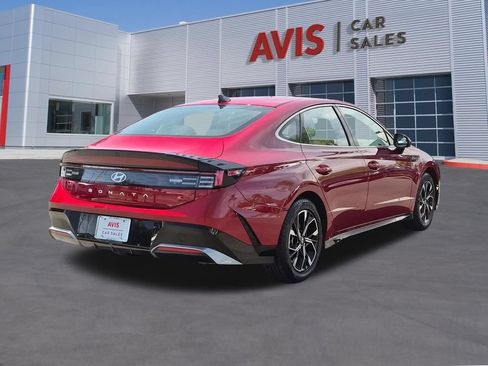 Used 2025 Hyundai Sonata SEL FWD image 6