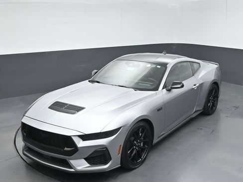 Used 2025 Ford Mustang GT Premium RWD image 37