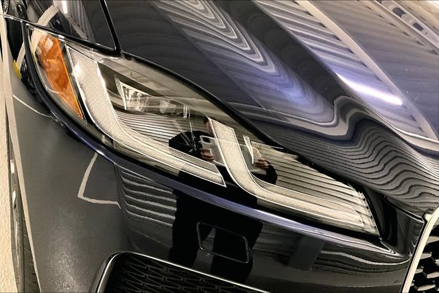 Certified 2025 Jaguar F-PACE R-Dynamic S AWD/4WD image 28