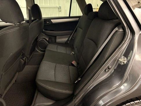 Used 2019 Subaru Outback 2.5i Premium AWD/4WD image 12