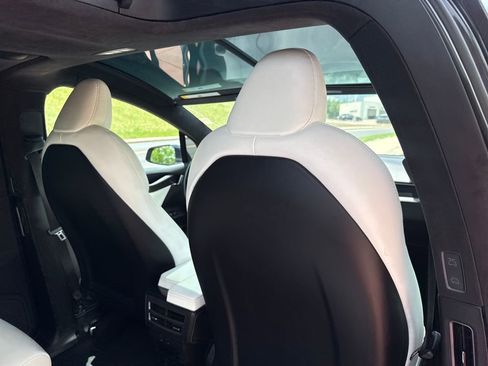 Used 2020 Tesla Model X Performance AWD/4WD image 27