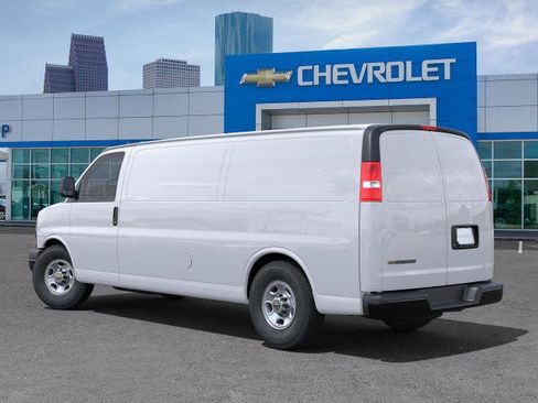 New 2025 Chevrolet Express 2500 Work Van 3D Extended Cargo Van w/ Driver Convenience Package image 3