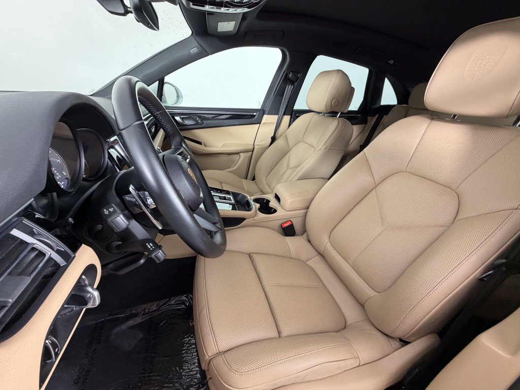 Used 2024 Porsche Macan S AWD/4WD image 5