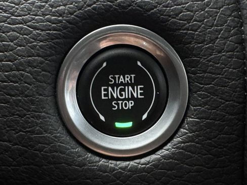 Used 2023 GMC Yukon Denali AWD/4WD image 20