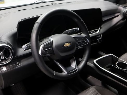Used 2025 Chevrolet Equinox LT AWD/4WD image 26