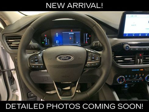 Used 2023 Ford Escape Active AWD/4WD image 29