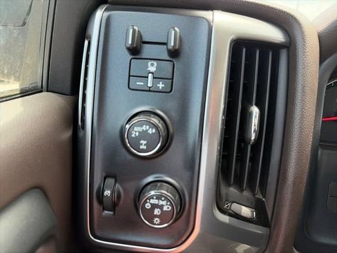 Used 2017 Chevrolet Silverado 1500 LT w/ All Star Edition AWD/4WD image 15