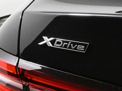 Used 2026 BMW 530i xDrive w/ Premium Package image 42