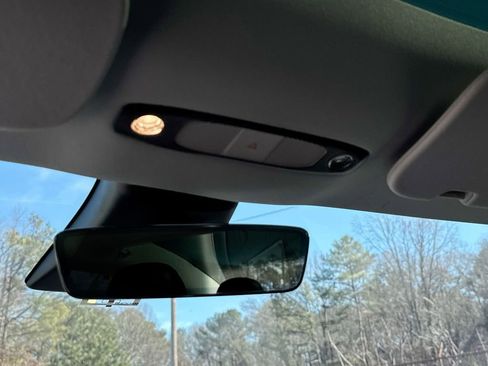 Used 2022 Tesla Model 3 Performance image 18