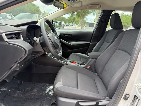 Used 2024 Toyota Corolla LE FWD image 14