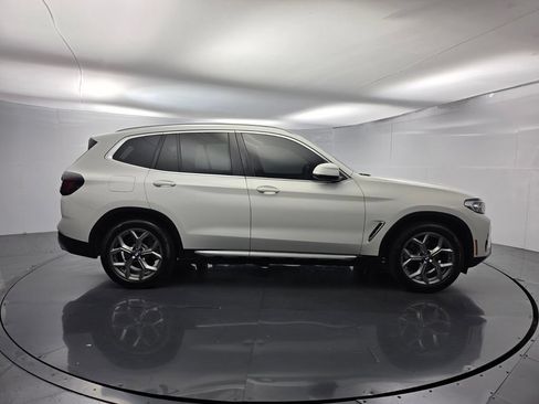 Used 2024 BMW X3 sDrive30i w/ Convenience Package w/ZPA RWD image 3