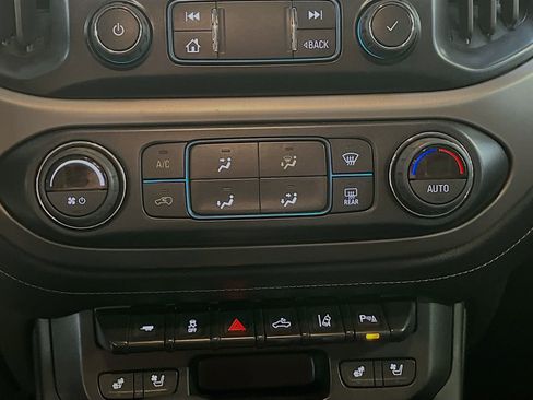 Used 2021 GMC Canyon Denali AWD/4WD image 16