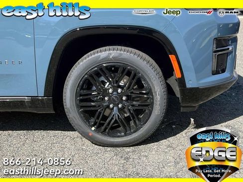 New 2026 Jeep Grand Wagoneer Limited AWD/4WD image 3