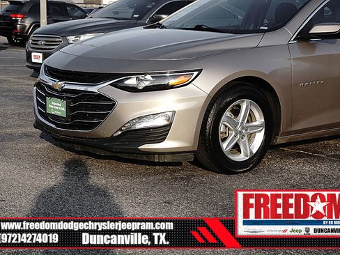 Used 2024 Chevrolet Malibu LT image 41