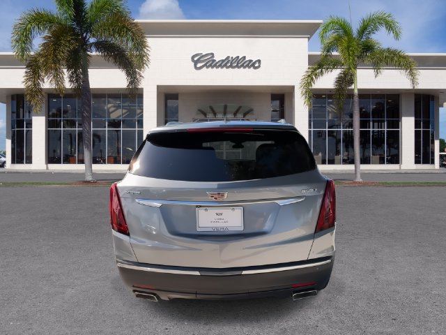 Certified 2024 Cadillac XT5 Luxury FWD image 12