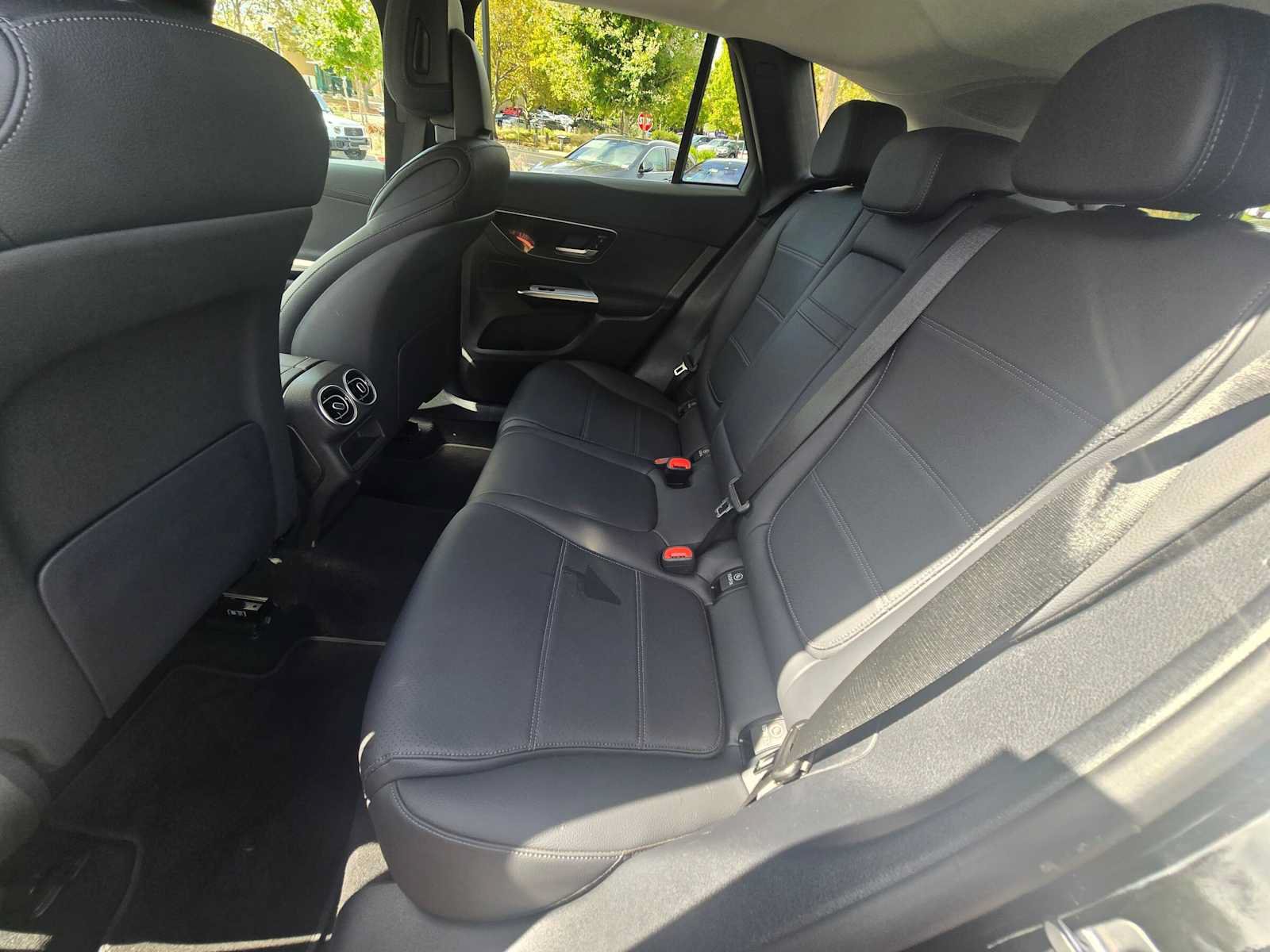 Certified 2025 Mercedes-Benz GLC 350e 4MATIC image 18