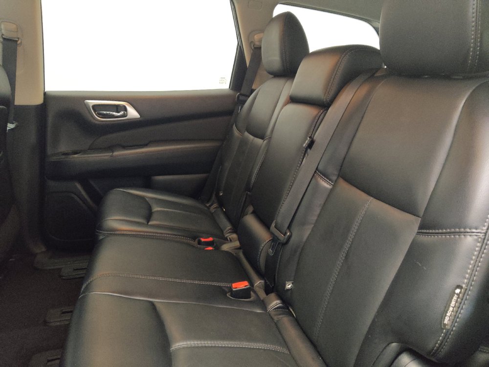 Used 2018 Nissan Pathfinder SL AWD/4WD image 18