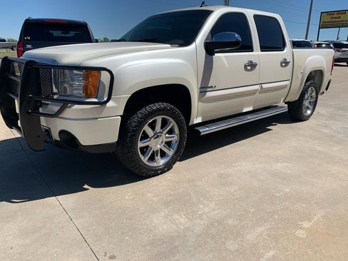 Used 2013 GMC Sierra 1500 Denali image 3