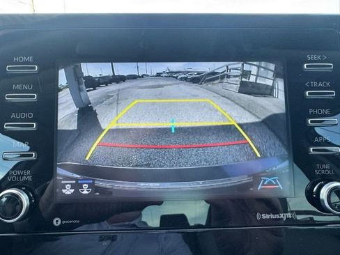Used 2024 Toyota Camry SE FWD image 9