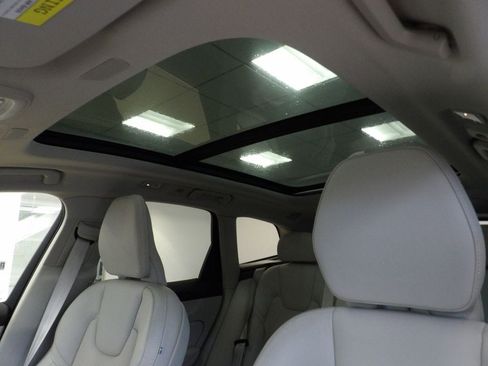 Certified 2023 Volvo XC60 B6 Ultimate image 18