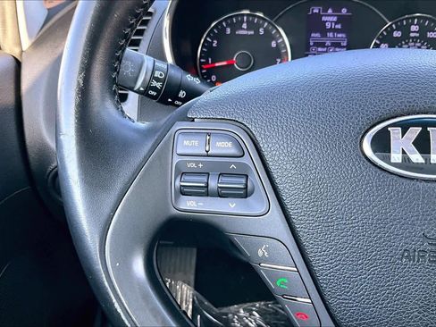 Used 2016 Kia Forte EX FWD image 42