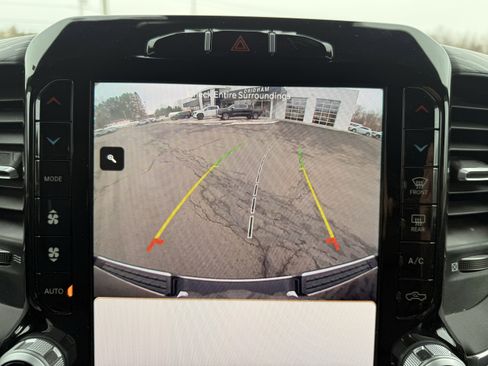 Used 2024 RAM 1500 Laramie image 17