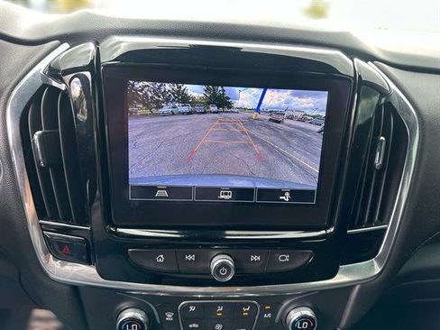 Certified 2023 Chevrolet Traverse LT image 45