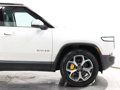 Used 2024 Rivian R1S Adventure AWD/4WD image 80