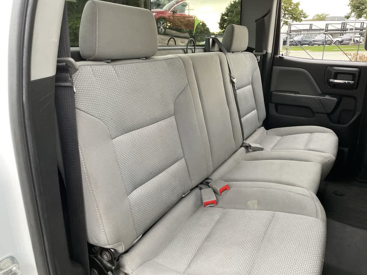 Used 2019 Chevrolet Silverado 2500 W/T AWD/4WD image 15