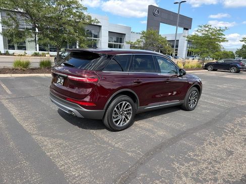 Used 2021 Lincoln Corsair AWD w/ Equipment Group 101A image 28