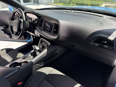 Used 2019 Dodge Challenger SXT RWD image 32