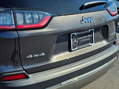 Used 2022 Jeep Cherokee Limited AWD/4WD image 13