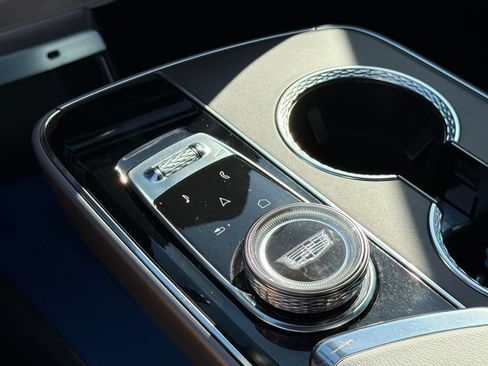Used 2024 Cadillac Lyriq Sport RWD image 24