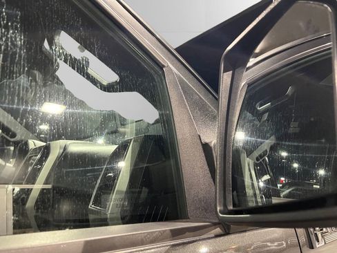 Used 2018 Ford F150 Lariat w/ Equipment Group 502A Luxury image 12