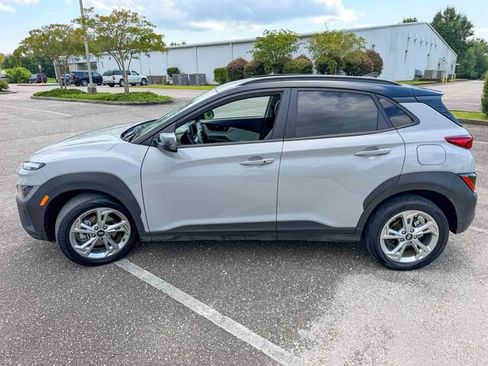 Used 2023 Hyundai Kona SEL FWD image 6