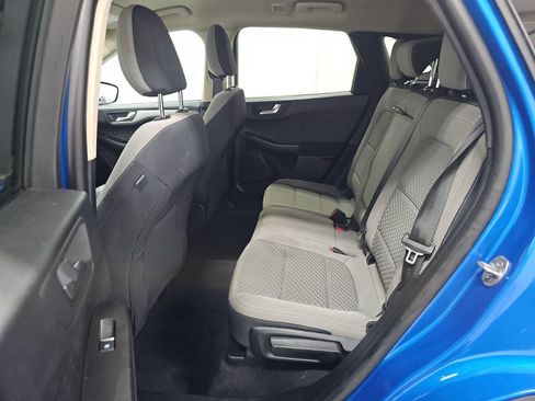 Used 2020 Ford Escape SE image 8