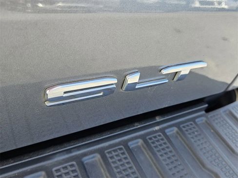 Certified 2022 GMC Sierra 1500 SLT w/ SLT Convenience Package image 9