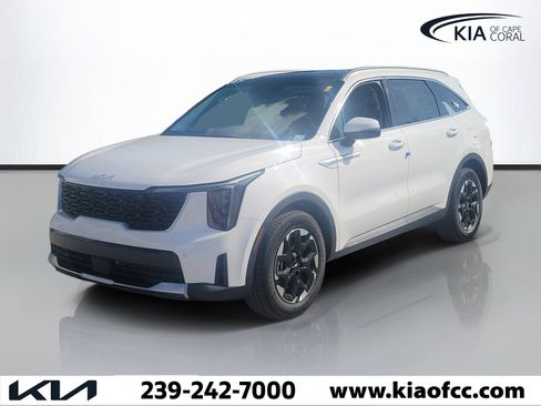 New 2026 Kia Sorento S FWD image 3