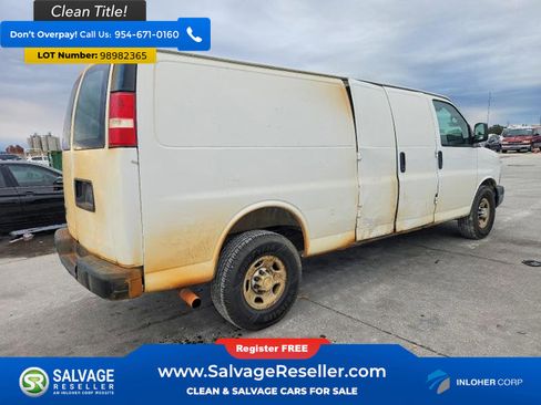 Used 2015 Chevrolet Express 2500 Extended image 4