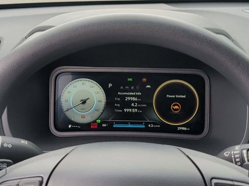 Certified 2023 Hyundai Kona SE FWD image 18