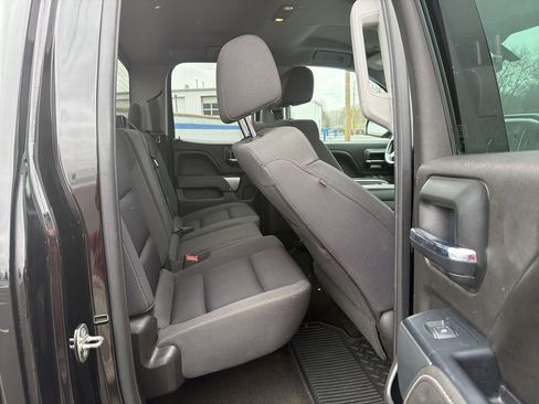 Used 2017 Chevrolet Silverado 1500 LT w/ LT Plus Package image 21