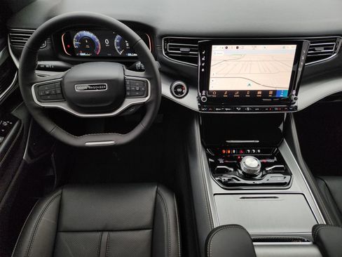 New 2026 Jeep Grand Wagoneer 4WD image 36