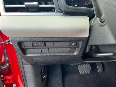 New 2025 Mitsubishi Outlander SE image 17