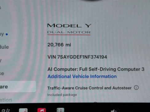 Used 2022 Tesla Model Y Performance AWD/4WD image 12