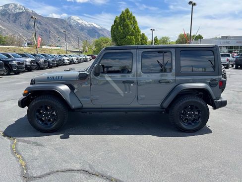 Used 2023 Jeep Wrangler Unlimited w/ Cold Weather Group AWD/4WD image 13
