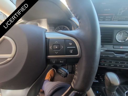 Used 2020 Lexus RX 350 350 w/ Luxury Package image 17