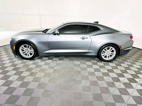 Used 2019 Chevrolet Camaro LS RWD image 6