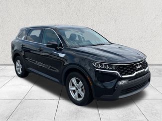 Used 2023 Kia Sorento LX video 1